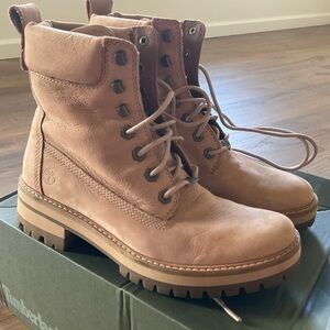 Timberland Women's Courmayr Lace-Up Blush Boots Sz 8.5M